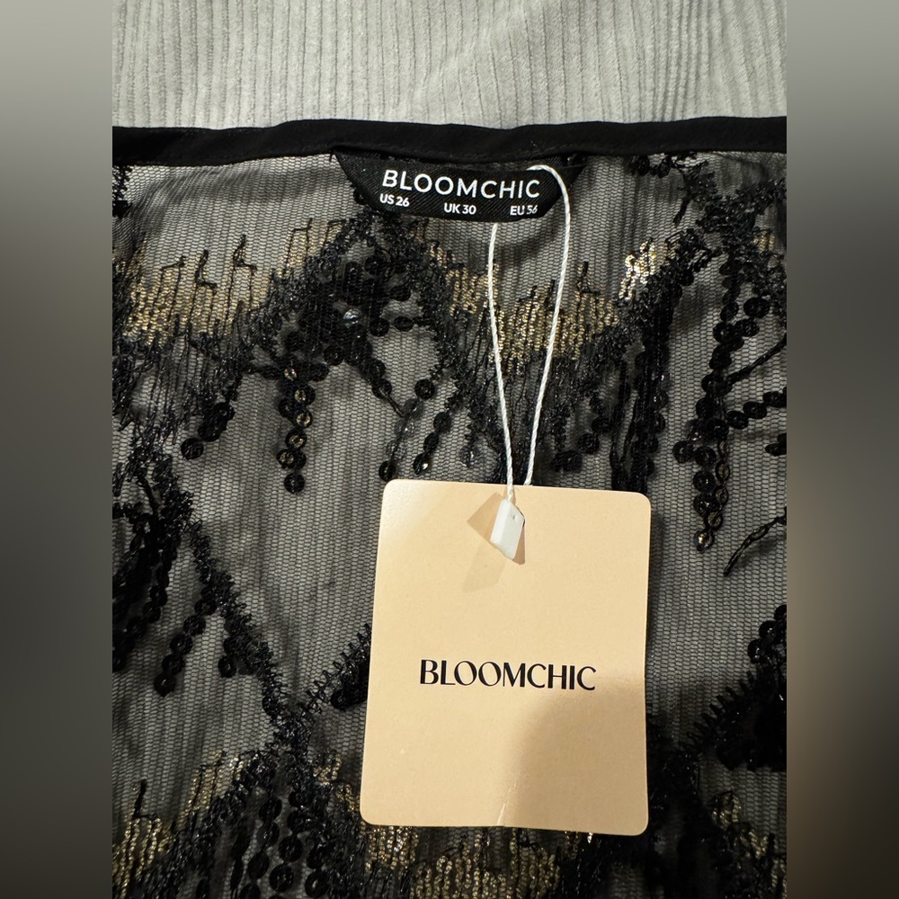 NWT BloomChic Sheer Black and Gold Sequined Duster - Picture 9 of 9